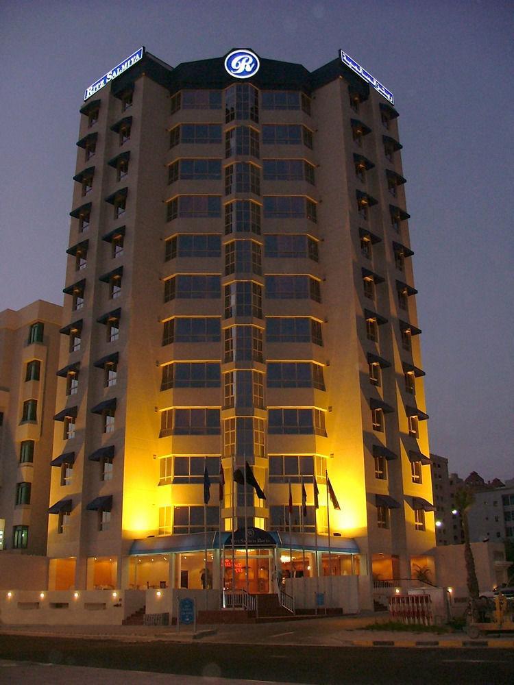 Le Royal Express Salmiya Exterior foto